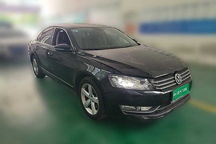 Used Volkswagen Passat 2013 1.8TSI DSG Prestige Edition Front Right 45 Deg