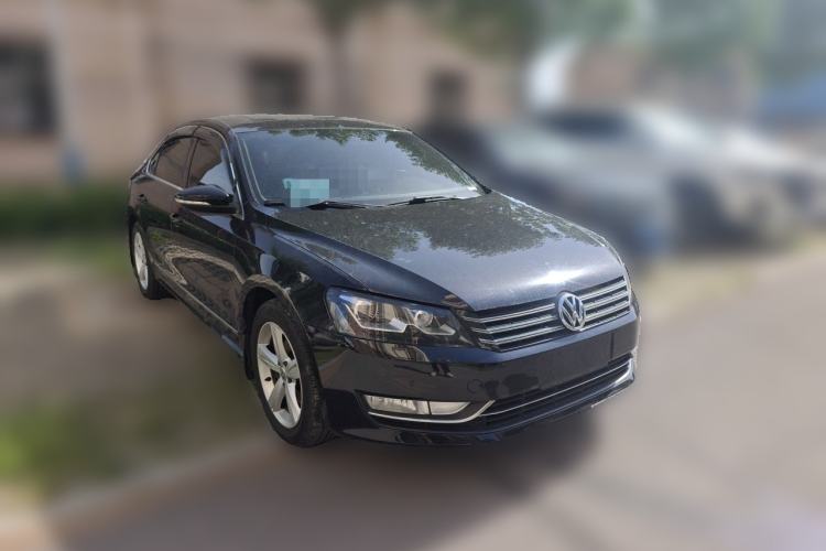 Used Volkswagen Passat 2013 1.8TSI DSG Prestige Edition Front Right 45 Deg