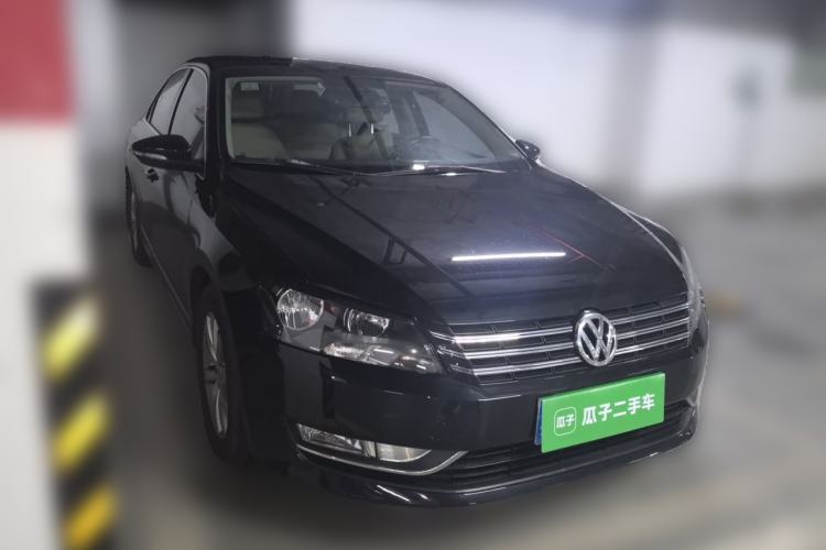 Used Volkswagen Passat 2013 1.8TSI DSG Prestige Edition Front Right 45 Deg