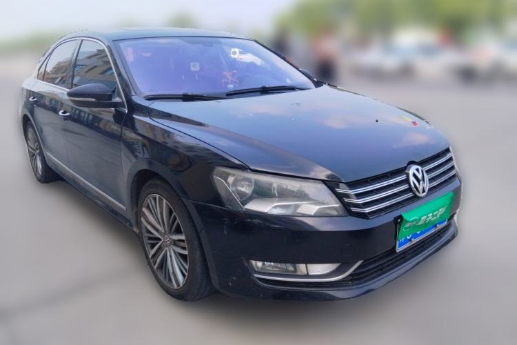 Used Volkswagen Passat 2013 1.8TSI DSG Prestige Edition Front Right 45 Deg