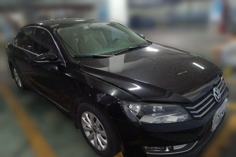 Used Volkswagen Passat 2013 1.8TSI DSG Prestige Edition Front Right 45 Deg