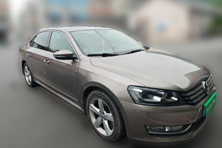 Used Volkswagen Passat 2013 1.8TSI DSG Prestige Edition Front Right 45 Deg