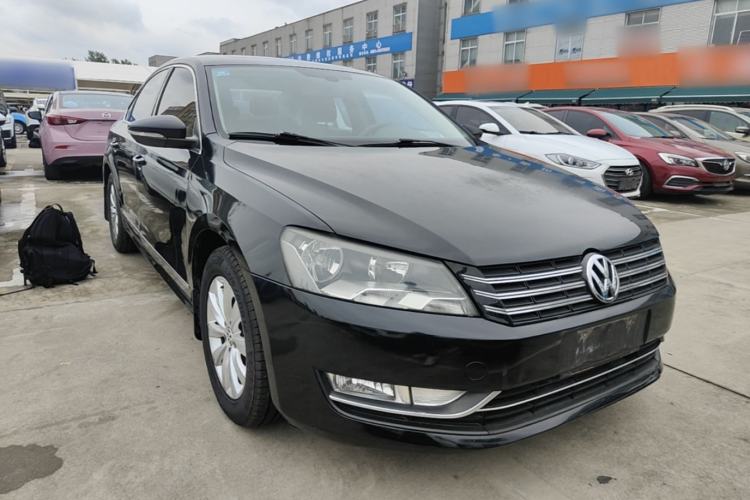 Used Volkswagen Passat 2013 1.8TSI DSG Prestige Edition Front Right 45 Deg