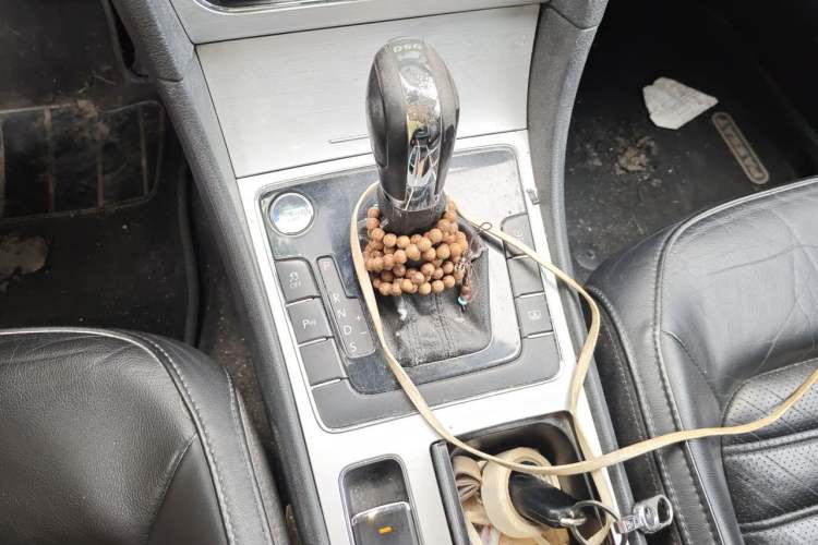 Used Volkswagen Passat 2013 1.8TSI DSG Prestige Edition Gear Lever
