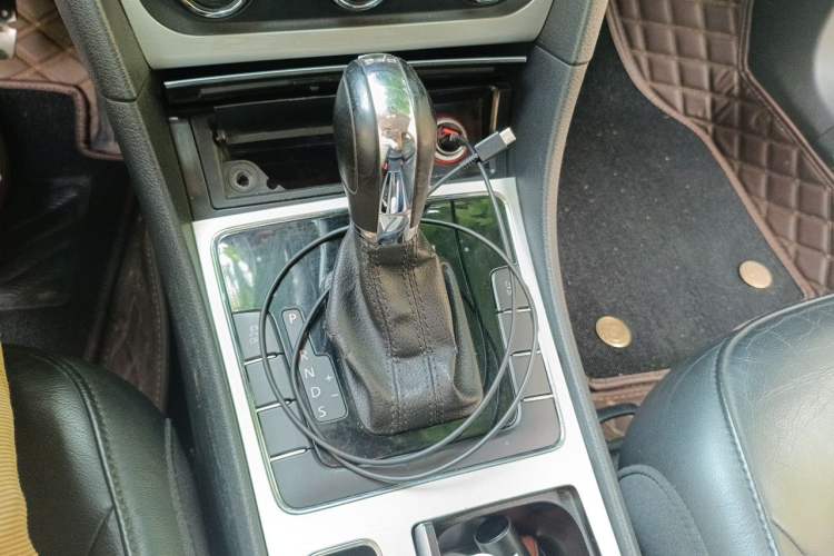 Used Volkswagen Passat 2013 1.8TSI DSG Prestige Edition Gear Lever