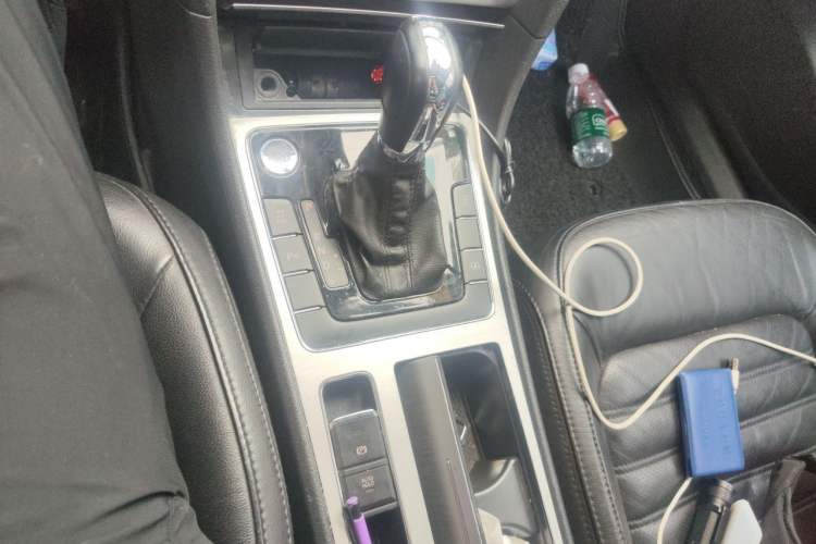 Used Volkswagen Passat 2013 1.8TSI DSG Prestige Edition Gear Lever