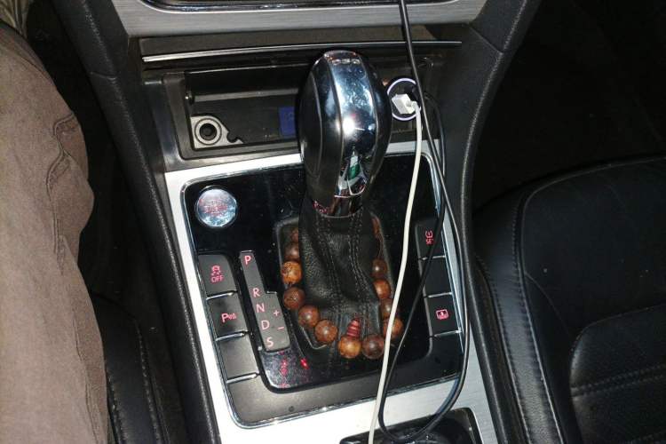 Used Volkswagen Passat 2013 2.0 TSI DSG Prestige Edition Gear Lever