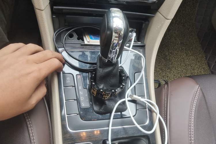 Used Volkswagen Passat 2013 1.4 TSI DSG Prestige Edition Gear Lever