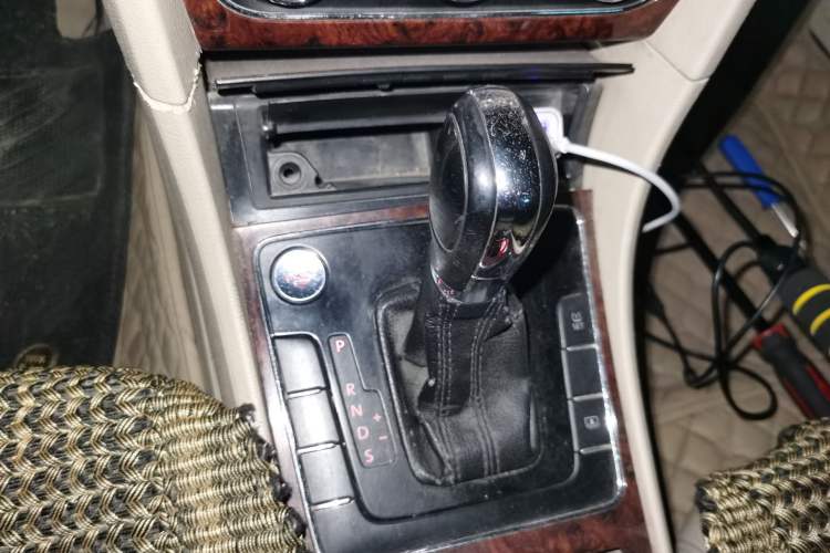 Used Volkswagen Passat 2013 1.8TSI DSG Prestige Edition Gear Lever