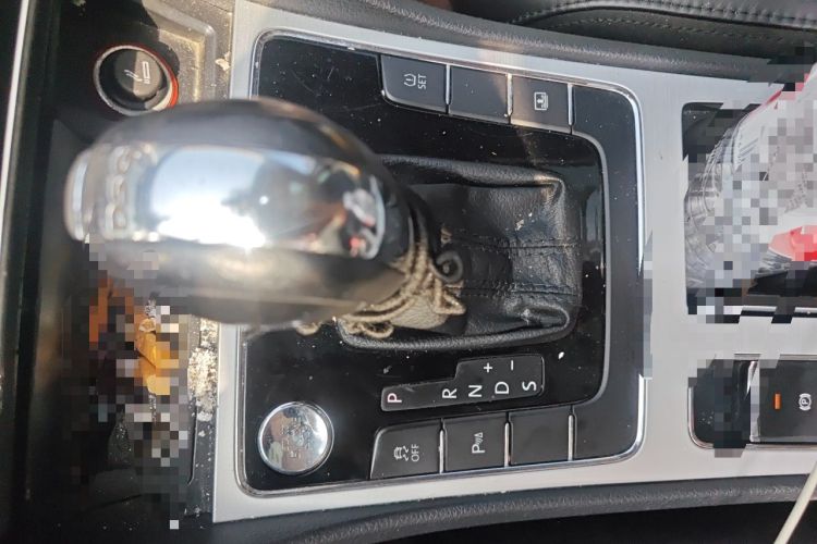 Used Volkswagen Passat 2013 2.0 TSI DSG Prestige Edition Gear Lever