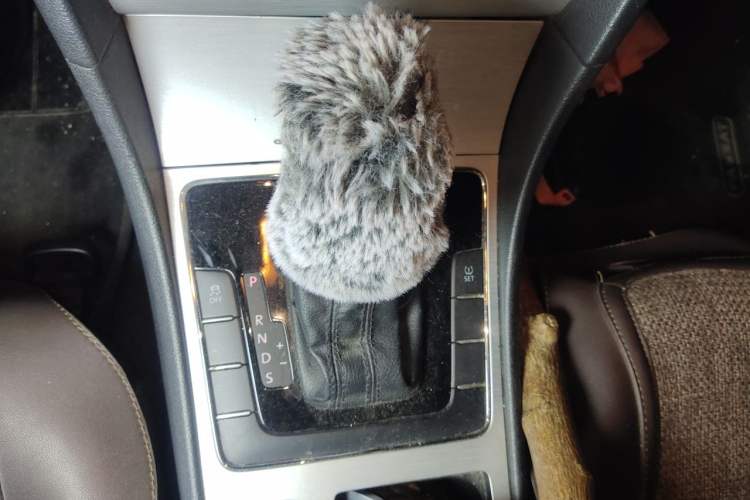 Used Volkswagen Passat 2013 1.8TSI DSG Prestige Edition Gear Lever