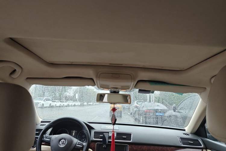Used Volkswagen Passat 2013 1.8TSI DSG Prestige Edition Headliner