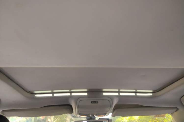 Used Volkswagen Passat 2013 1.8TSI DSG Prestige Edition Headliner