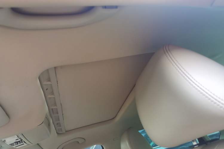 Used Volkswagen Passat 2013 1.8TSI DSG Prestige Edition Headliner