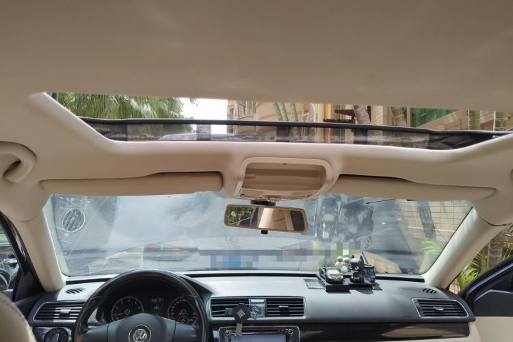 Used Volkswagen Passat 2013 1.8TSI DSG Prestige Edition Headliner