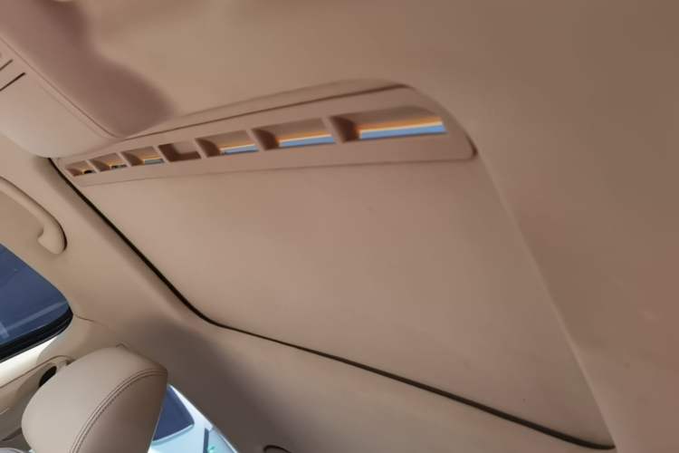 Used Volkswagen Passat 2013 1.8TSI DSG Prestige Edition Headliner