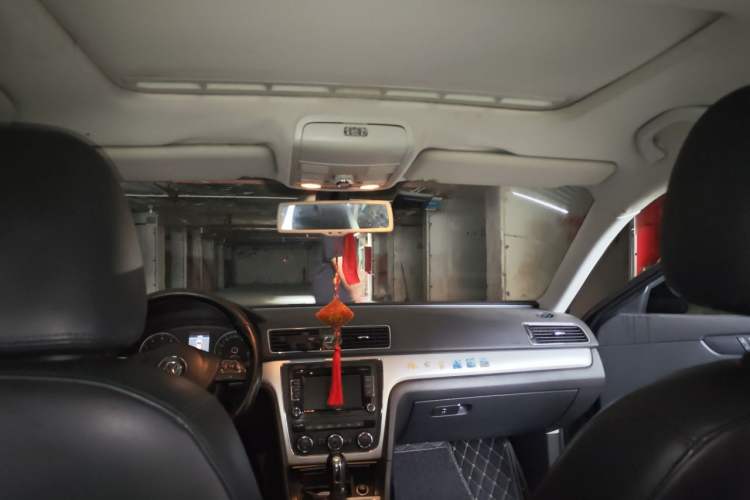 Used Volkswagen Passat 2013 1.8TSI DSG Prestige Edition Headliner