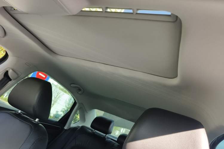 Used Volkswagen Passat 2013 2.0 TSI DSG Ultimate Edition Headliner