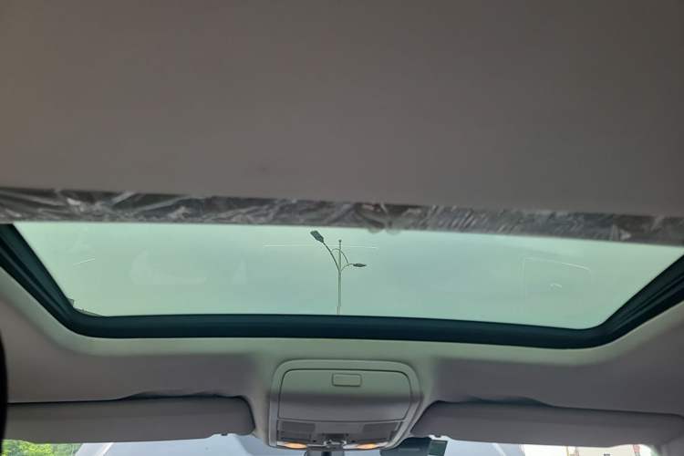 Used Volkswagen Passat 2013 1.8TSI DSG Prestige Edition Headliner