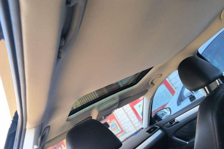 Used Volkswagen Passat 2013 1.8TSI DSG Government Procurement Edition Headliner