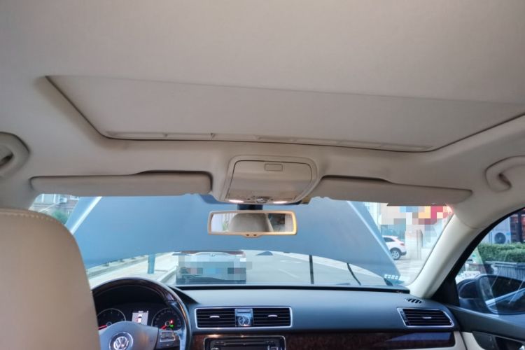 Used Volkswagen Passat 2013 1.8TSI DSG Ultimate Edition Headliner