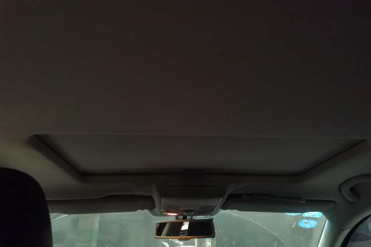 Used Volkswagen Passat 2013 1.8TSI DSG Prestige Edition Headliner