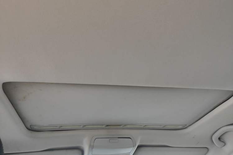 Used Volkswagen Passat 2013 1.8TSI DSG Prestige Edition Headliner