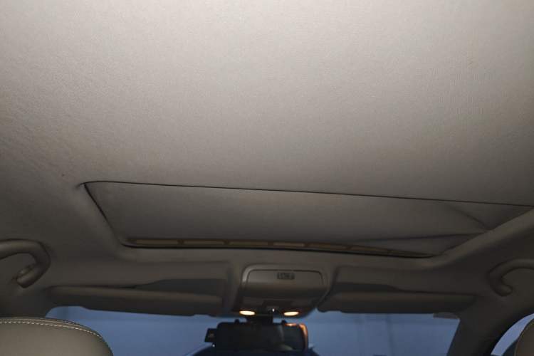 Used Volkswagen Passat 2013 1.8TSI DSG Prestige Edition Headliner