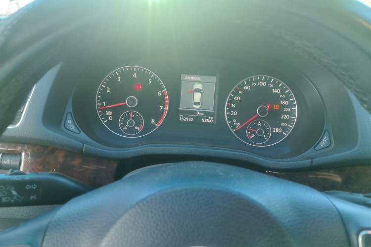 Used Volkswagen Passat 2013 1.8TSI DSG Ultimate Edition Instrument Cluster