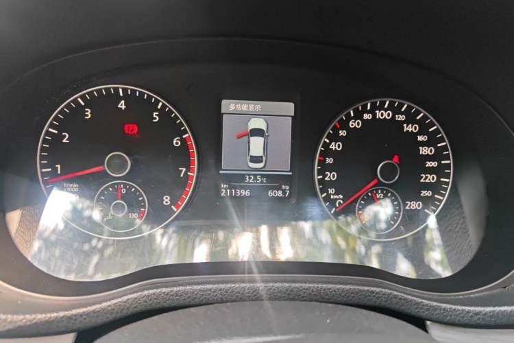 Used Volkswagen Passat 2013 1.8TSI DSG Prestige Edition Instrument Cluster