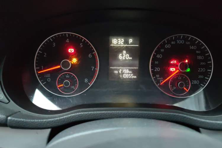 Used Volkswagen Passat 2013 1.8TSI DSG Government Procurement Edition Instrument Cluster