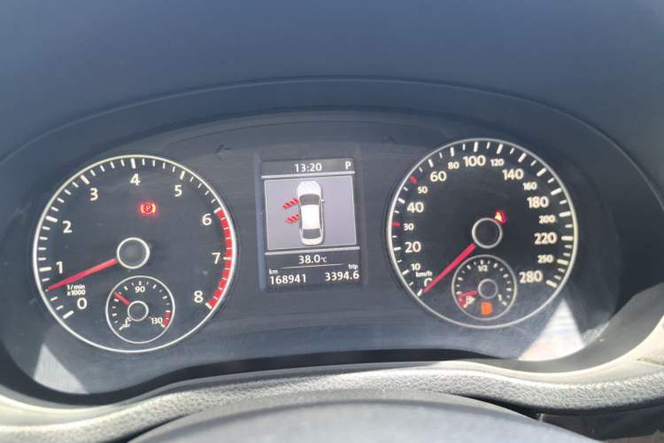 Used Volkswagen Passat 2013 3.0L V6 DSG Flagship Edition Instrument Cluster