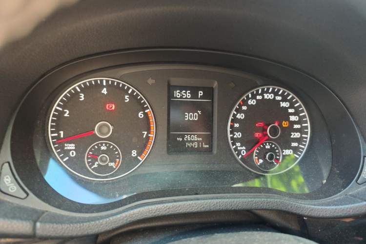 Used Volkswagen Passat 2013 1.8TSI DSG Prestige Edition Instrument Cluster