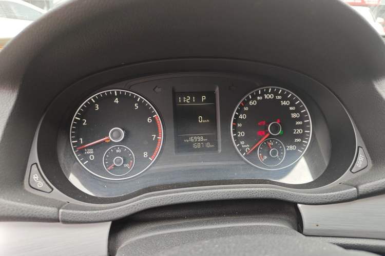 Used Volkswagen Passat 2013 1.4 TSI DSG Prestige Edition Instrument Cluster