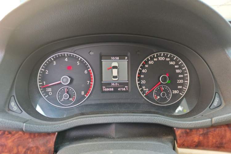 Used Volkswagen Passat 2013 1.8TSI DSG Prestige Edition Instrument Cluster
