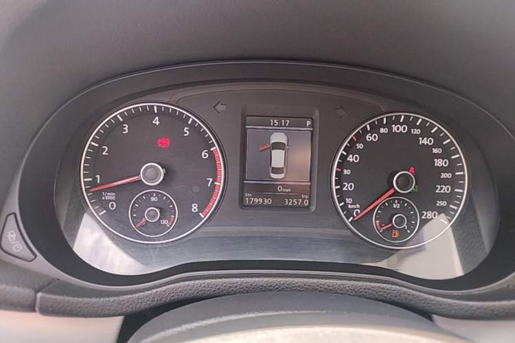 Used Volkswagen Passat 2013 1.8TSI DSG Prestige Edition Instrument Cluster