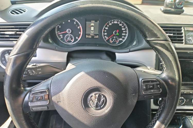 Used Volkswagen Passat 2013 2.0 TSI DSG Prestige Edition Instrument Cluster