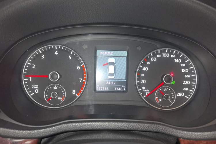 Used Volkswagen Passat 2013 1.8TSI DSG Prestige Edition Instrument Cluster