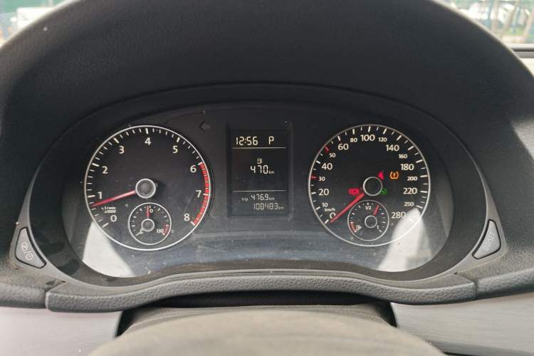 Used Volkswagen Passat 2013 1.8TSI DSG Prestige Edition Instrument Cluster