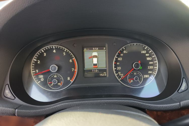 Used Volkswagen Passat 2013 2.0 TSI DSG Ultimate Edition Instrument Cluster