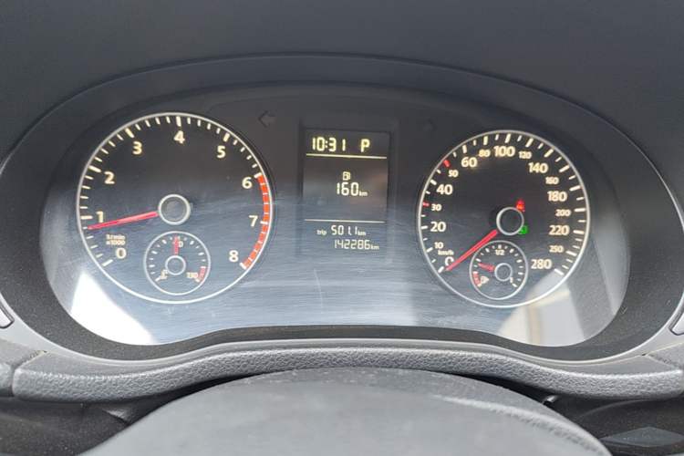 Used Volkswagen Passat 2013 1.8TSI DSG Prestige Edition Instrument Cluster