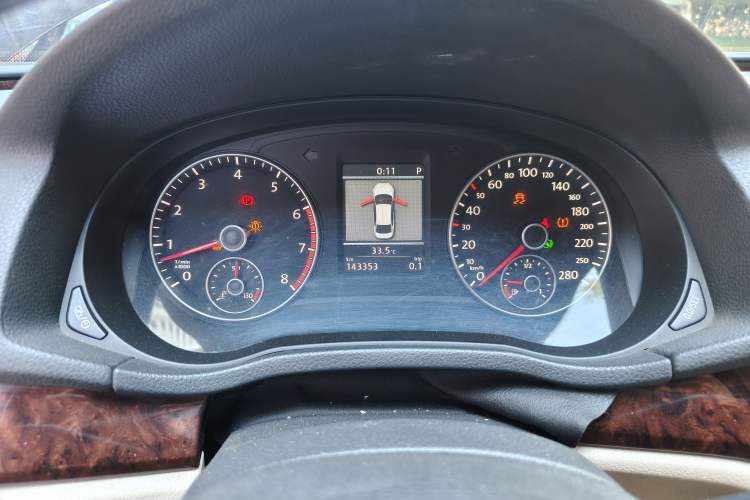 Used Volkswagen Passat 2013 2.0 TSI DSG Prestige Edition Instrument Cluster