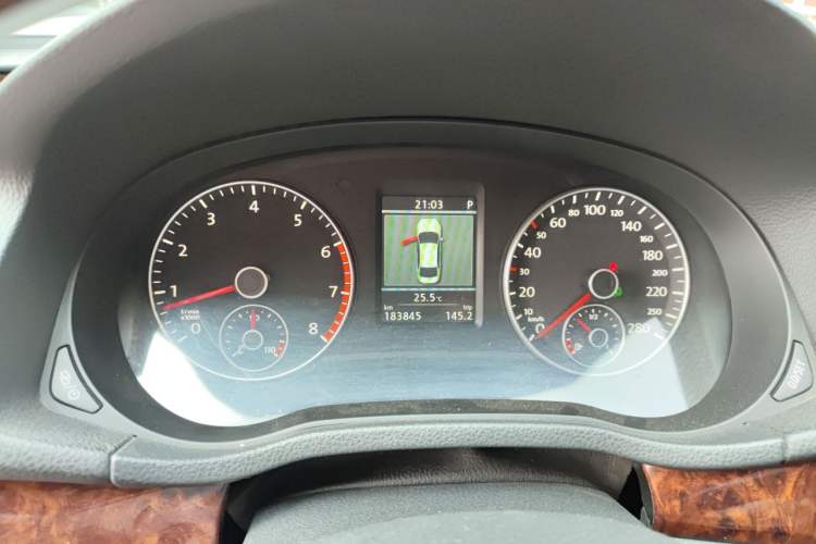 Used Volkswagen Passat 2013 2.0 TSI DSG Ultimate Edition Instrument Cluster