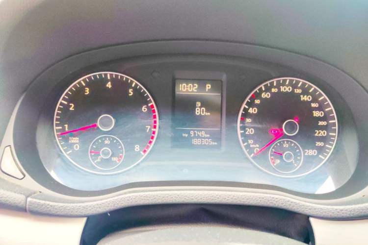 Used Volkswagen Passat 2013 1.8TSI DSG Prestige Edition Instrument Cluster