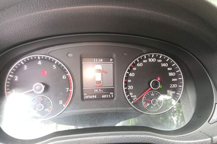 Used Volkswagen Passat 2013 2.0 TSI DSG Ultimate Edition Instrument Cluster