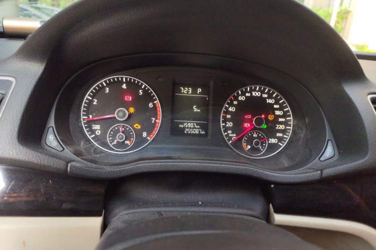 Used Volkswagen Passat 2013 1.8TSI DSG Prestige Edition Instrument Cluster
