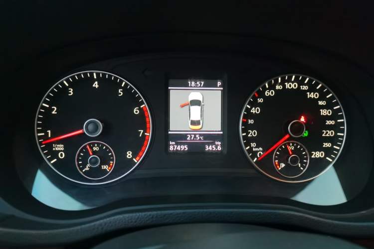 Used Volkswagen Passat 2013 1.8TSI DSG Ultimate Edition Instrument Cluster