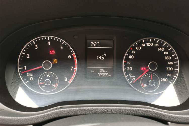 Used Volkswagen Passat 2013 1.4TSI Manual Prestige Edition Instrument Cluster