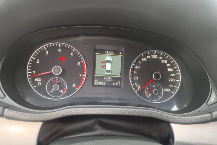 Used Volkswagen Passat 2013 1.8TSI DSG Ultimate Edition Instrument Cluster