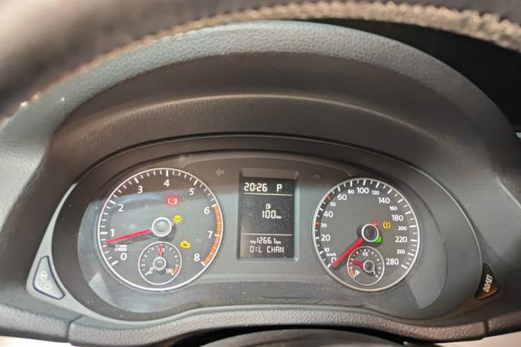 Used Volkswagen Passat 2013 1.4 TSI DSG BlueMotion Edition Instrument Cluster